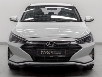 фото Hyundai Elantra VI 2020