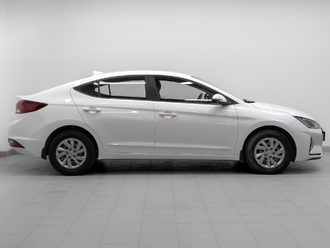 фото Hyundai Elantra VI 2020