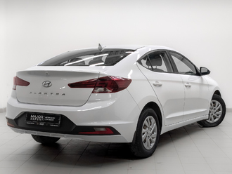 фото Hyundai Elantra VI 2020