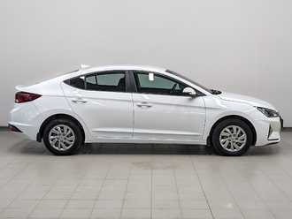 фото Hyundai Elantra VI 2019
