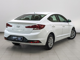 фото Hyundai Elantra VI 2019