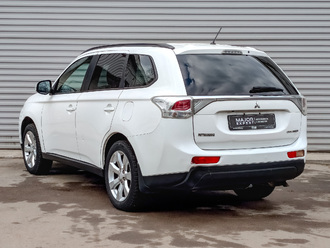 Фото Mitsubishi Outlander с пробегом