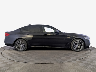 фото BMW 5 (G30/F90) 2020