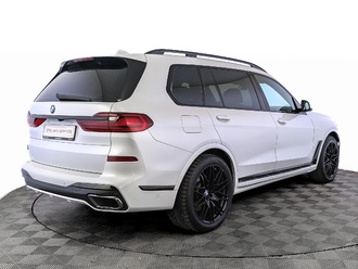 фото BMW X7 (G07) 2021