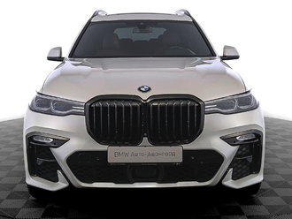 фото BMW X7 (G07) 2021