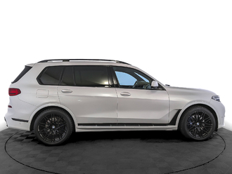 фото BMW X7 (G07) 2021