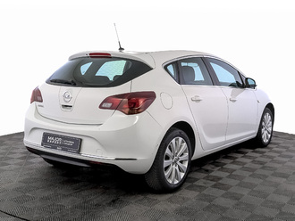 фото Opel Astra J 2014
