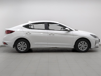 фото Hyundai Elantra VI 2020