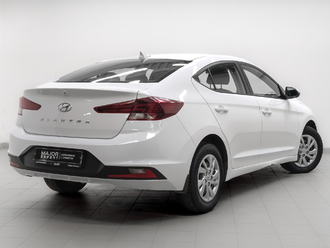 фото Hyundai Elantra VI 2020