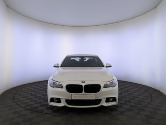 фото BMW 5 (F10/F11) 2016