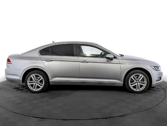 фото Volkswagen Passat B8 2019
