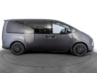 фото Hyundai Staria 2022