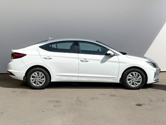 фото Hyundai Elantra VI 2019