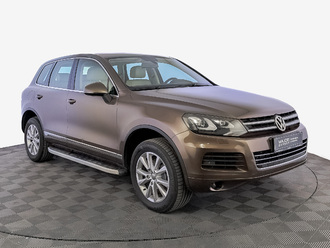 фото Volkswagen Touareg II 2012