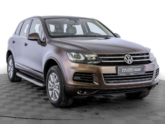 фото Volkswagen Touareg II 2012