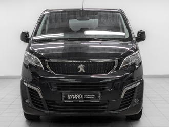фото Peugeot Traveller 2021
