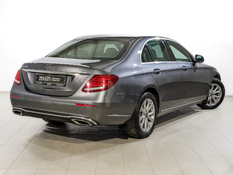 фото Mercedes-Benz E (W/S213) 2018