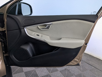 фото Volvo V40 Cross Country 2014 с пробегом