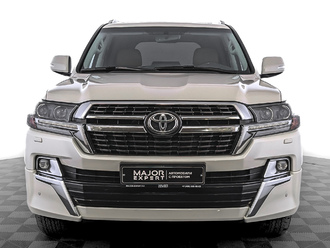 фото Toyota Land Cruiser 200 2021