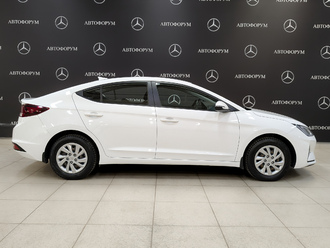 фото Hyundai Elantra VI 2019