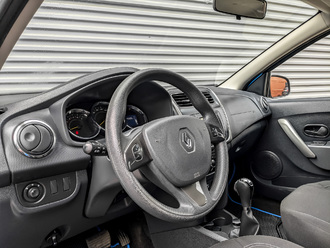 Фото Renault Sandero с пробегом