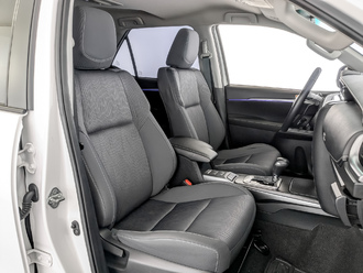 фото Toyota Fortuner II 2021