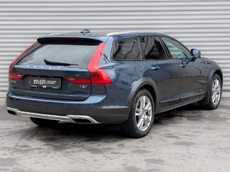 фото Volvo V90 CC 2017