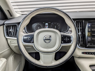 Фото Volvo V90 Cross Country с пробегом
