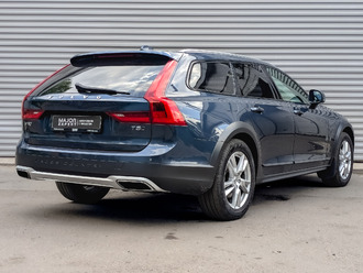 фото Volvo V90 CC 2017
