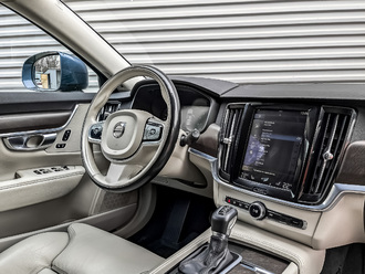 фото Volvo V90 Cross Country 2017 с пробегом