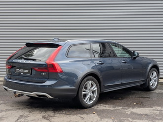 фото Volvo V90 CC 2017