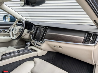 Volvo V90 Cross Country с пробегом в автосалоне Форис Авто