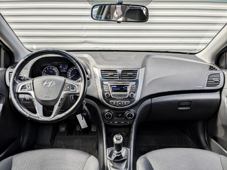 Фото Hyundai Solaris с пробегом