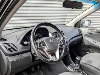 Фото Hyundai Solaris с пробегом