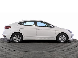 фото Hyundai Elantra VI 2019