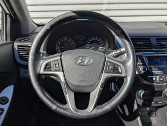 Фото Hyundai Solaris с пробегом