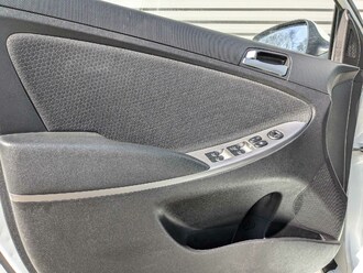 Фото Hyundai Solaris с пробегом
