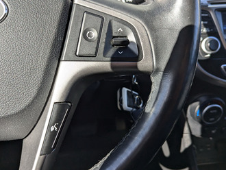 Фото Hyundai Solaris с пробегом