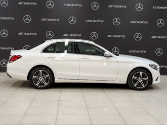 фото Mercedes-Benz C (W/S205) 2020