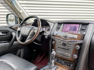 Фото Infiniti QX56 с пробегом