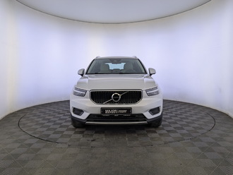 фото Volvo XC40 I 2019