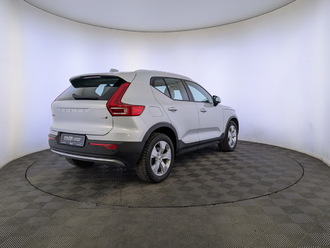 фото Volvo XC40 I 2019