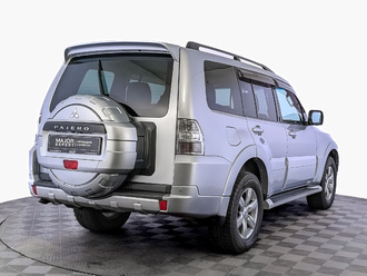 фото Mitsubishi Pajero IV 2013