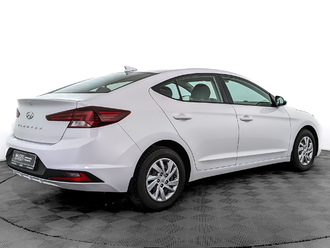 фото Hyundai Elantra VI 2020