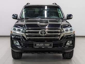 фото Toyota Land Cruiser 200 2020