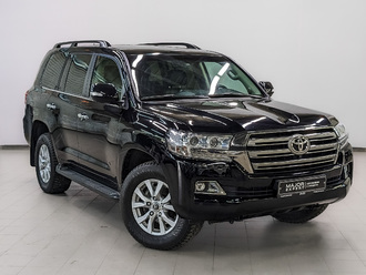 фото Toyota Land Cruiser 200 2020