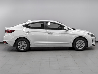 фото Hyundai Elantra VI 2019