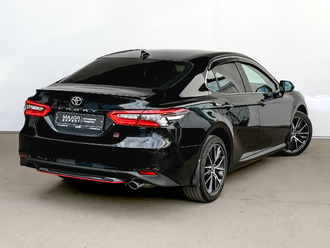фото Toyota Camry VIII 2022