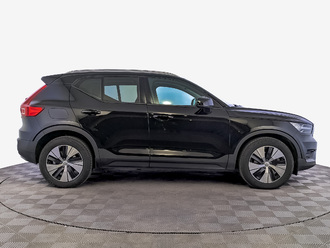фото Volvo XC40 I 2021
