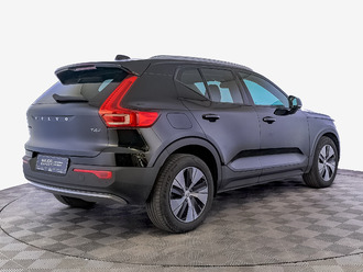 фото Volvo XC40 I 2021